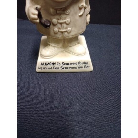 Vintage R & W Berries  1971 Alimony Figurine - Picture 2 of 8